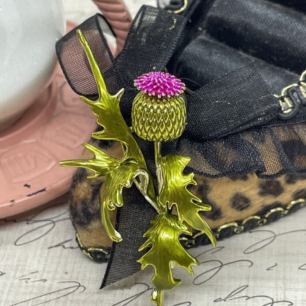 Thistle Pin Gold Flower Scotland Classic Brooch Hat Pin Scarf jewelry Purple